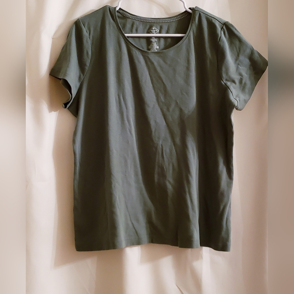 St Johns Bay olive green essential tee